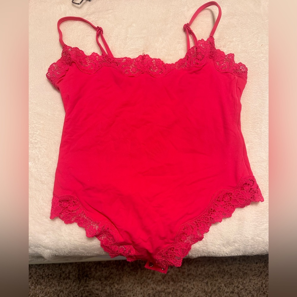 SKIMS BODYSUIT!! 💗💗💗 Limited edition valentine’s day collection